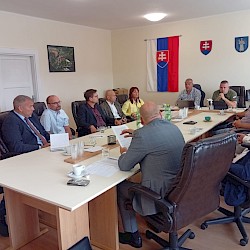 Foto - Už mesiac pomáhame obyvateľom Spišského Štiavnika, ktorým vzal oheň domov.