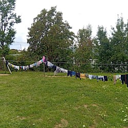 Foto - Už mesiac pomáhame obyvateľom Spišského Štiavnika, ktorým vzal oheň domov.