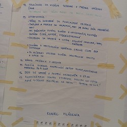 Foto - Už mesiac pomáhame obyvateľom Spišského Štiavnika, ktorým vzal oheň domov.