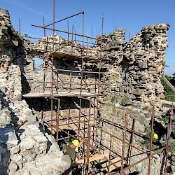 Foto - Národný projekt Ľudia a hrady – krok k sociálnej ekonomike ku dňu 31.12.2025 skončil