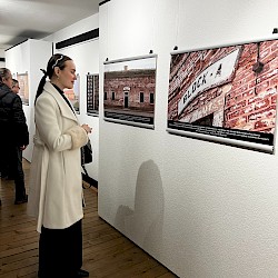 Foto - Holokaust sa nezačal plynovými komorami, ale postupnou dehumanizáciou, nenávistnými prejavmi a propagandou.