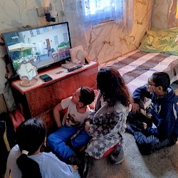 Foto - Rozvojový tím v Betlanovciach: Dlhodobá spolupráca prináša rodinám z generačnej chudoby reálne výsledky