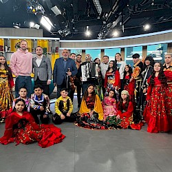 Foto - 8. apríl - Medzinárodný deň Rómov / International Roma Day / Maškar themutno romano d'ives