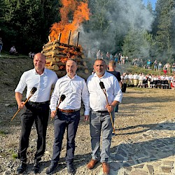 Foto - Splnomocnenec vlády SR pre rómske komunity sa zúčastnil osláv zvrchovanosti Slovenskej republiky v Šumiaci