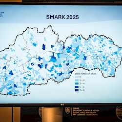 Foto - Tlačová konferencia Úradu splnomocnenca pre rómske komunity na tému: Sociografické mapovanie rómskych komunít 2025 (SMARK 2025) a predstavenie Rómskeho mapového portálu (RoMaPo).